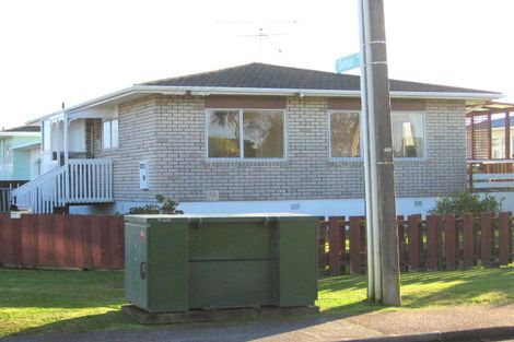 Photo of property in 24a Hatton Road, Orewa, 0931