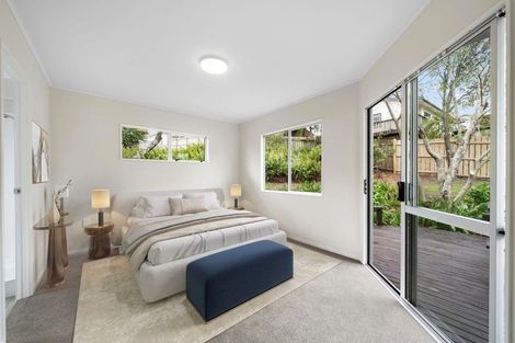 Photo of property in 63 Trias Road, Totara Vale, Auckland, 0629