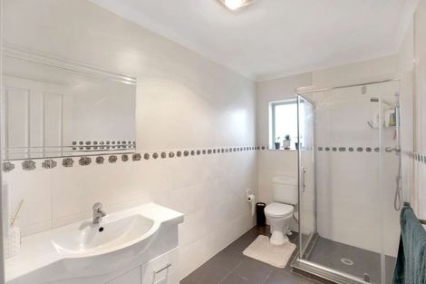 Photo of property in 13 Hansen Place, Takanini, 2112