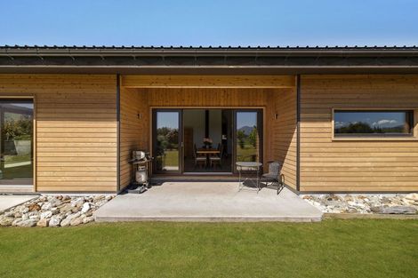 Photo of property in Kane Road, Hawea Flat, Lake Hawea, 9382