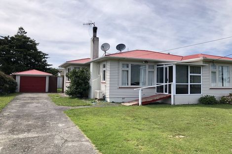 Photo of property in 82 Tiro Tiro Road, Levin, 5510