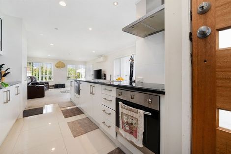 Photo of property in 27 Park Estate Road, Rosehill, Papakura, 2113