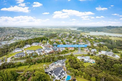 Photo of property in 10 Highway View Lane, Schnapper Rock, Auckland, 0632