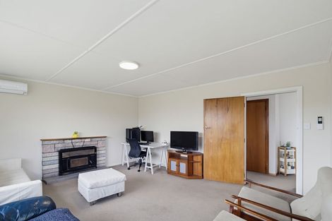 Photo of property in 19 Bennett Street, Waipawa, 4210