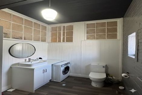 Photo of property in 8 Vogel Street, Dunedin Central, Dunedin, 9016