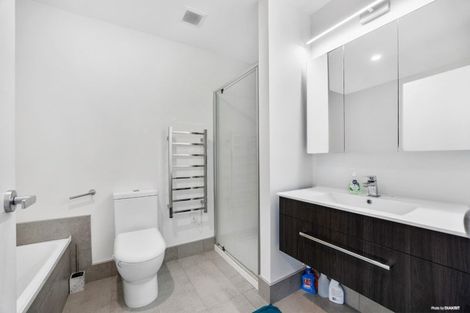 Photo of property in 28 Komanawa Lane, Mount Wellington, Auckland, 1062