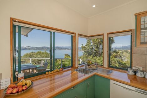 Photo of property in 194 Centennial Drive, Whitianga, 3510