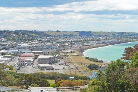 Photo of property in 16 Tamar Street, South Hill, Oamaru, 9400