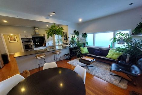 Photo of property in 334a West Coast Road, Glen Eden, Auckland, 0602