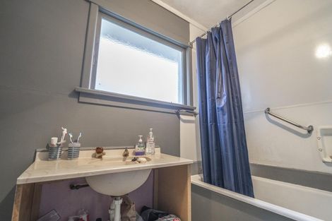 Photo of property in 33 Lyon Street, Glengarry, Invercargill, 9810