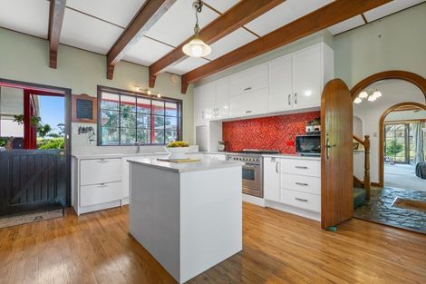 Photo of property in 389 Kawiu Road, Levin, 5510