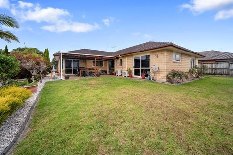 Photo of property in 35 Croftview Road, Wattle Downs, Auckland, 2103