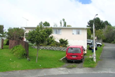 Photo of property in 10 Glenfinn Place, Massey, Auckland, 0614