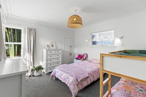 Photo of property in 222 Tukapa Street, Westown, New Plymouth, 4310