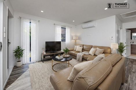 Photo of property in 14 Secoia Crescent, Mangere, Auckland, 2022