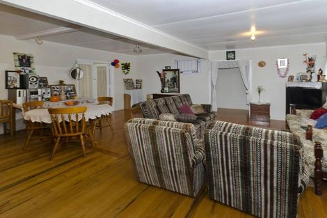 Photo of property in 10 Freyberg Crescent, Pukekohe, 2120