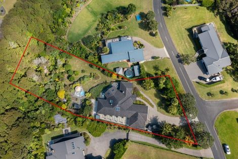 Photo of property in 80 Tarapatiki Drive, Whitianga, 3510