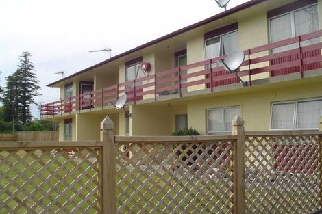 Photo of property in 6/235 Old Farm Road, Hamilton East, Hamilton, 3216