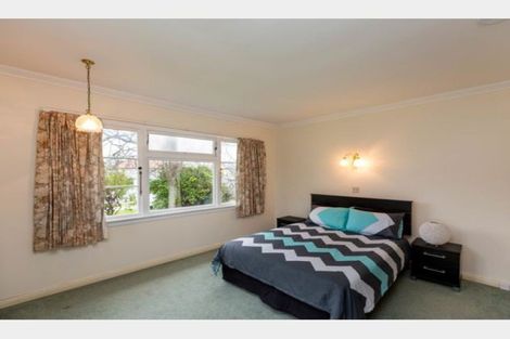 Photo of property in 17 Puriri Terrace, Roslyn, Palmerston North, 4414