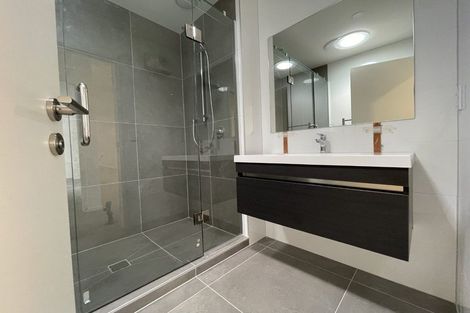 Photo of property in 7c Reg Pearce Way, Glen Innes, Auckland, 1072