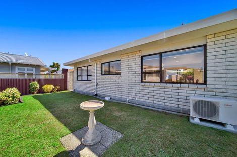 Photo of property in 1 Price Street, Westown, New Plymouth, 4310