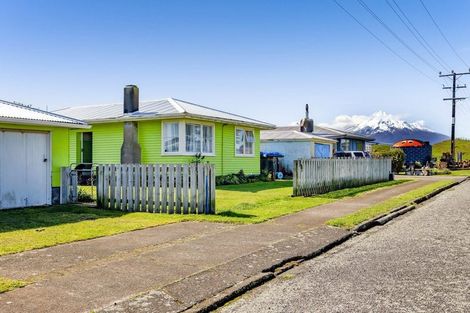 Photo of property in 39 Pungarehu Road, Pungarehu, Opunake, 4685