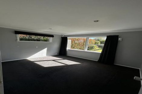 Photo of property in 120 Ennis Avenue, Pakuranga Heights, Auckland, 2010