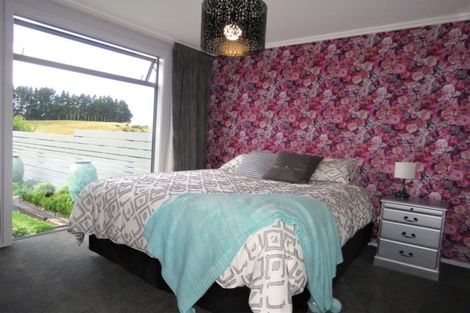 Photo of property in 33 Trailview Lane, Weston, Oamaru, 9401