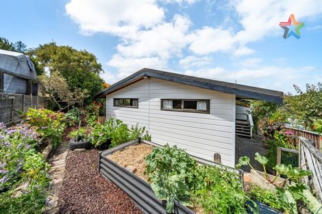 Photo of property in 18 Orissa Crescent, Broadmeadows, Wellington, 6035