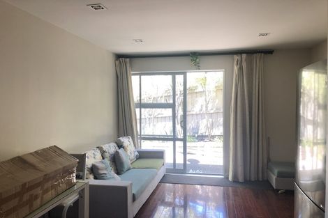 Photo of property in 77 Fairview Avenue, Fairview Heights, Auckland, 0632