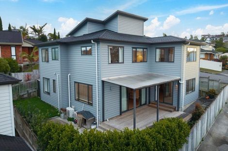 Photo of property in 11 Matisse Drive, West Harbour, Auckland, 0618