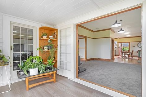 Photo of property in 10 Kensington Road, Marton, 4710