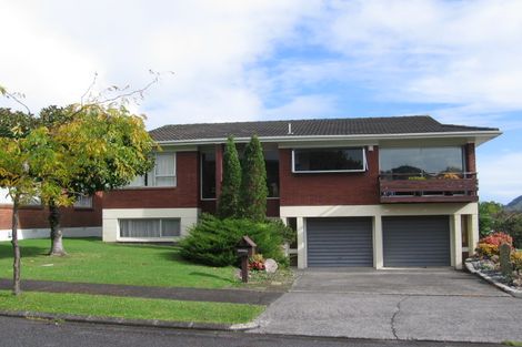 Photo of property in 9 Tercel Place, Sunnyhills, Auckland, 2010