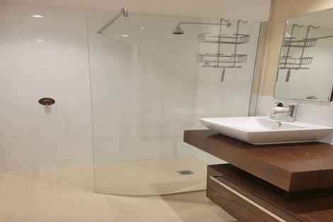 Photo of property in 25 Mcclintock Road, Massey, Auckland, 0614