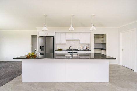 Photo of property in 86 James Line, Kelvin Grove, Palmerston North, 4414