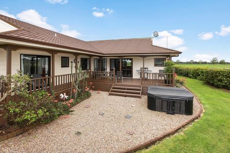 Photo of property in 222 Houchens Road, Glenview, Hamilton, 3282