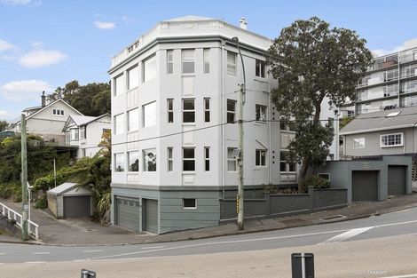 Photo of property in 2 Brooklyn Terrace, Brooklyn, Wellington, 6021