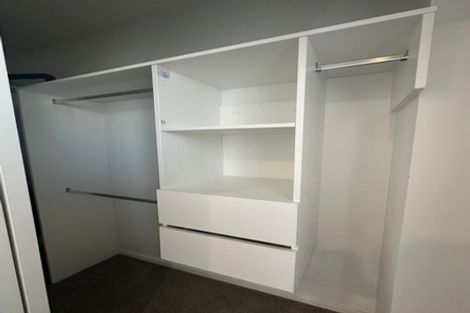Photo of property in 60 Waipuhinui Way, Wiri, Auckland, 2104
