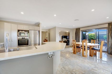 Photo of property in 1 Amner Place, Havelock North, 4130