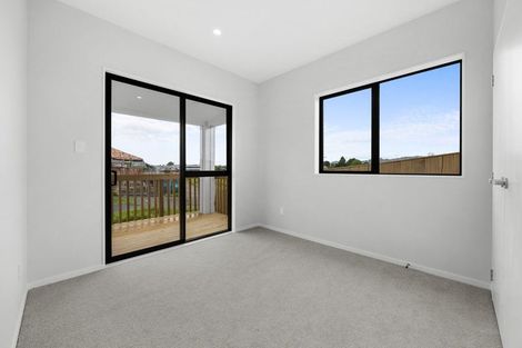 Photo of property in 4 Wild Flower Way, Karaka, Papakura, 2113