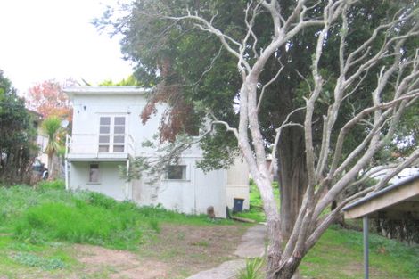 Photo of property in 24 Ramsgate Terrace, Mairangi Bay, Auckland, 0630