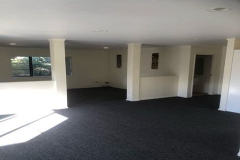 Photo of property in 2/26 Waratah Street, Birkenhead, Auckland, 0626