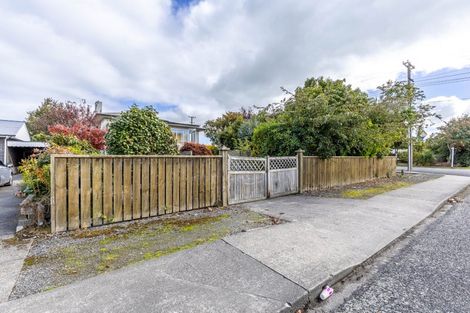 Photo of property in 2 Clyde Street, Gore, 9710