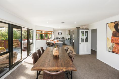 Photo of property in 197 Ruapehu Drive, Fitzherbert, Palmerston North, 4410