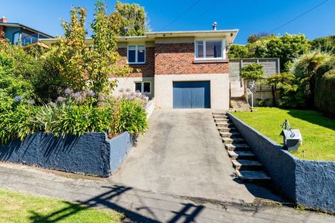 Photo of property in 96 Easther Crescent, Kew, Dunedin, 9012