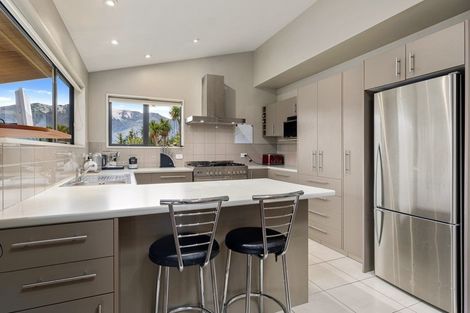 Photo of property in 92 Lachlan Avenue, Hawea Flat, Wanaka, 9382