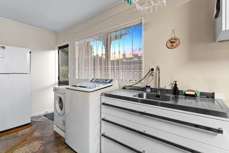 Photo of property in 1/14a Richards Avenue, Forrest Hill, Auckland, 0620