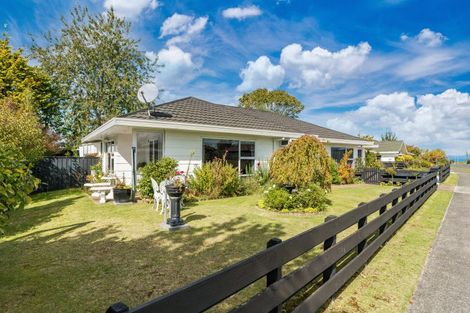 Photo of property in 71 Acacia Bay Road, Nukuhau, Taupo, 3330
