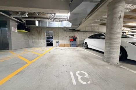 Photo of property in Revolucion Apartments, 404n/28 Torrens Terrace, Mount Cook, Wellington, 6011