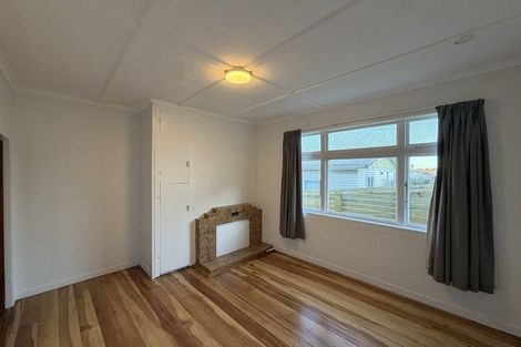 Photo of property in 113 Mangorei Road, Merrilands, New Plymouth, 4312